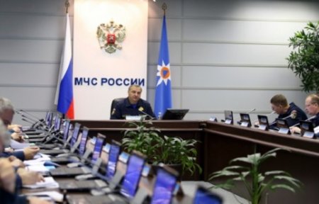 Глава МЧС заявил о завершении аварийных работ в Приморье, режим ЧС пока сниматься не будет.
