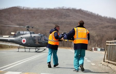 В Приморье с помощью вертолета санавиации спасли двухлетнюю девочку.