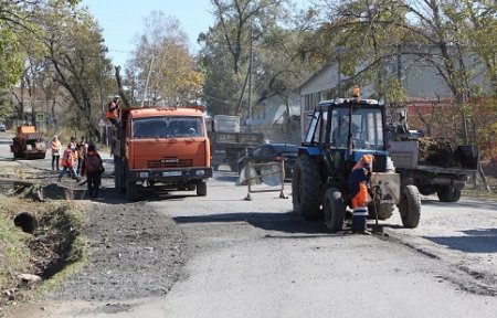 «Примавтодор» начал ямочный ремонт на трассе Артем – Находка.