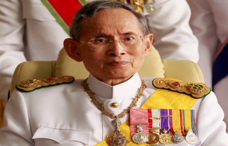Умер король Таиланда.