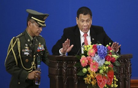 Президент Филиппин «попрощался» с США и вновь оскорбил Обаму.
