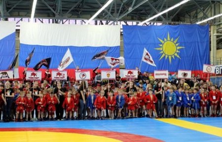 Международный детский турнир по самбо прошел в Артеме на высшем уровне.