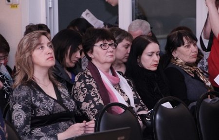 Педагогов-профессионалов выбрали в рамках образовательного форума в Артеме.