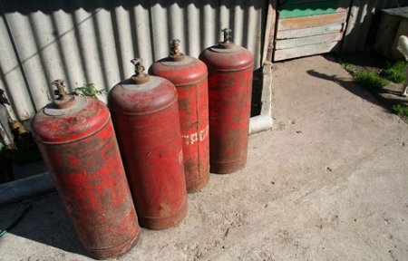Жители Кневичей четыре дня не могут купить газовые баллоны для бытовых нужд.