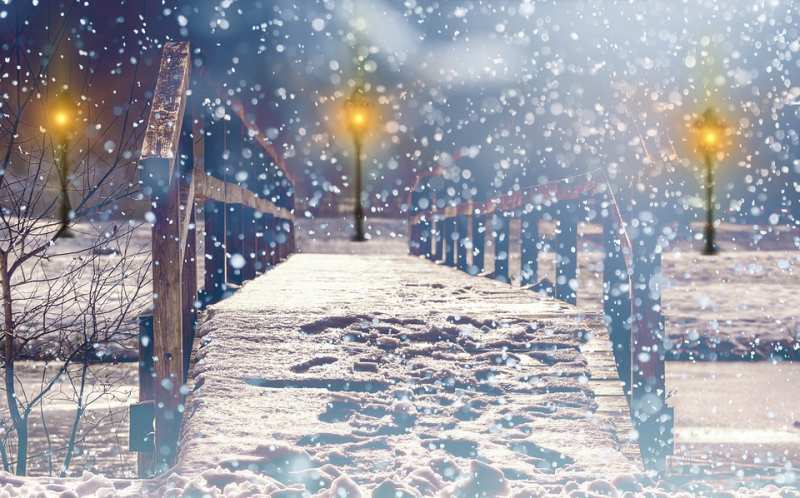 В Приморье на Новогоднюю ночь ожидается сильный снегопад.