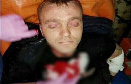 Опубликовано фото мужчины, который зарезал парня и девушку в Артеме.