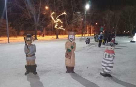 Фигуры героев русских сказок украсили центральный парк Артема.