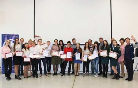 Молодые патриоты Приморья выиграли путевки во Всероссийский центр «Океан».