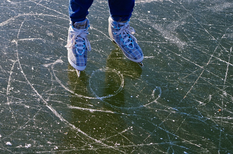 В Артеме открываются места для катания на коньках