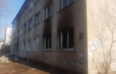 В Вольно-Надеждинском сгорело общежитие − погибли 4 человека.