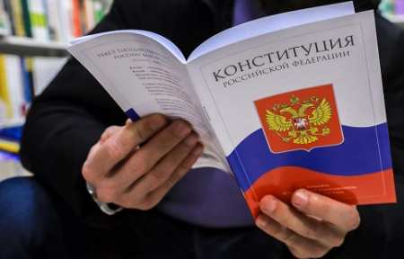 Приморцам обеспечат возможность для голосования на дому по поправкам в Конституцию РФ.