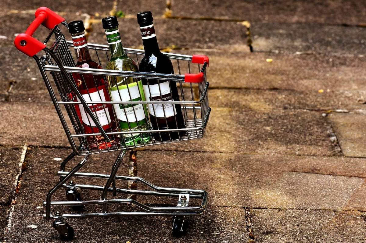В Артеме предприниматели привлечены к ответственности за нарушение антиалкогольного законодательства