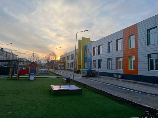 В Артеме новый современный детский сад готовится к открытию.