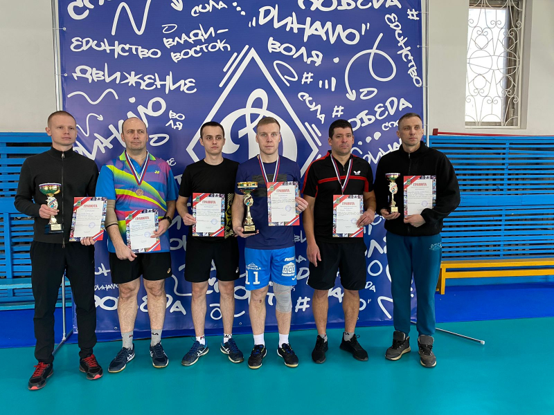 Полицейские из Артема стали победителями Чемпионата УМВД Приморья по настольному теннису.