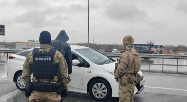 В Артёме Приморского края в отношении двух нелегалов вынесены постановления о выдворении за пределы Российской Федерации