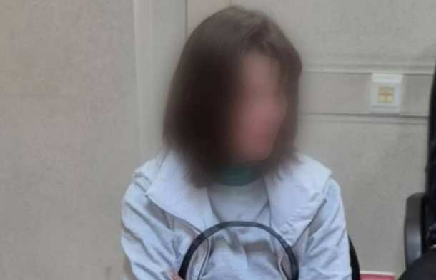 Следственными органами СКР по Приморскому краю по подозрению в повреждения памятника войнам-землякам, погибшим в годы Великой Отечественной войны 1941-1945 гг. в посёлке Заводской задержана 37-летняя женщин