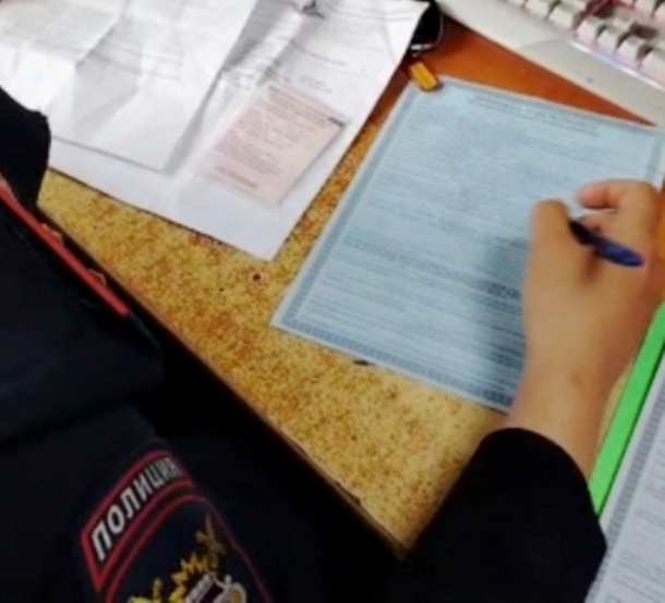 В Артёме Приморского края Госавтоинспекция привлекла в ответственности нарушителя ПДД в парке культуры