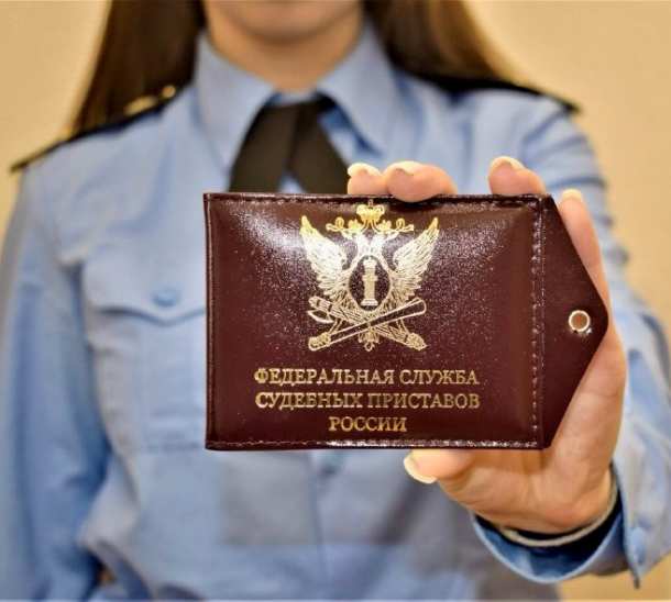 Судебные приставы в Артёме взыскали с наследника расходы на погребение и содержание имущества