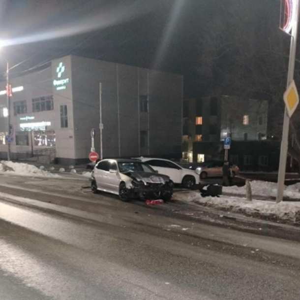 В Артёме сотрудники Госавтоинспекции устанавливают обстоятельства ДТП с пострадавшим